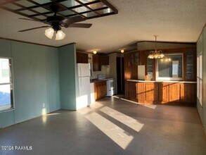 709 Hwy 90 E in New Iberia, LA - Building Photo - Building Photo