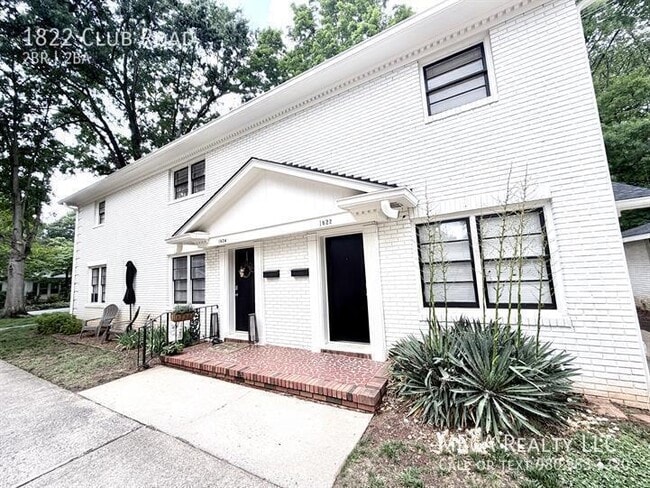 property at 1822 Club Rd