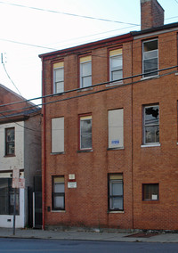 281 W McMicken Ave in Cincinnati, OH - Foto de edificio - Building Photo