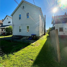 647 Spruce Ave in Sharon, PA - Building Photo - Building Photo
