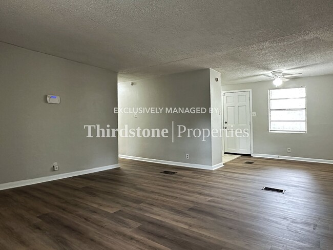 8021 Hare Ave in Jacksonville, FL - Building Photo - Building Photo