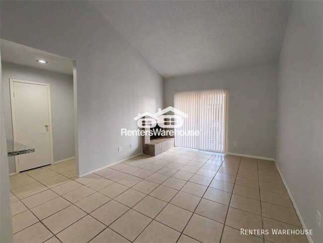 8034 Antoine Dr in Houston, TX - Building Photo - Building Photo