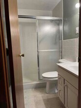 12120 Valerie Dr in Hillsboro, OH - Building Photo - Building Photo