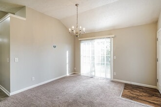 574 Rose Cottage Cir in Gallatin, TN - Building Photo - Building Photo
