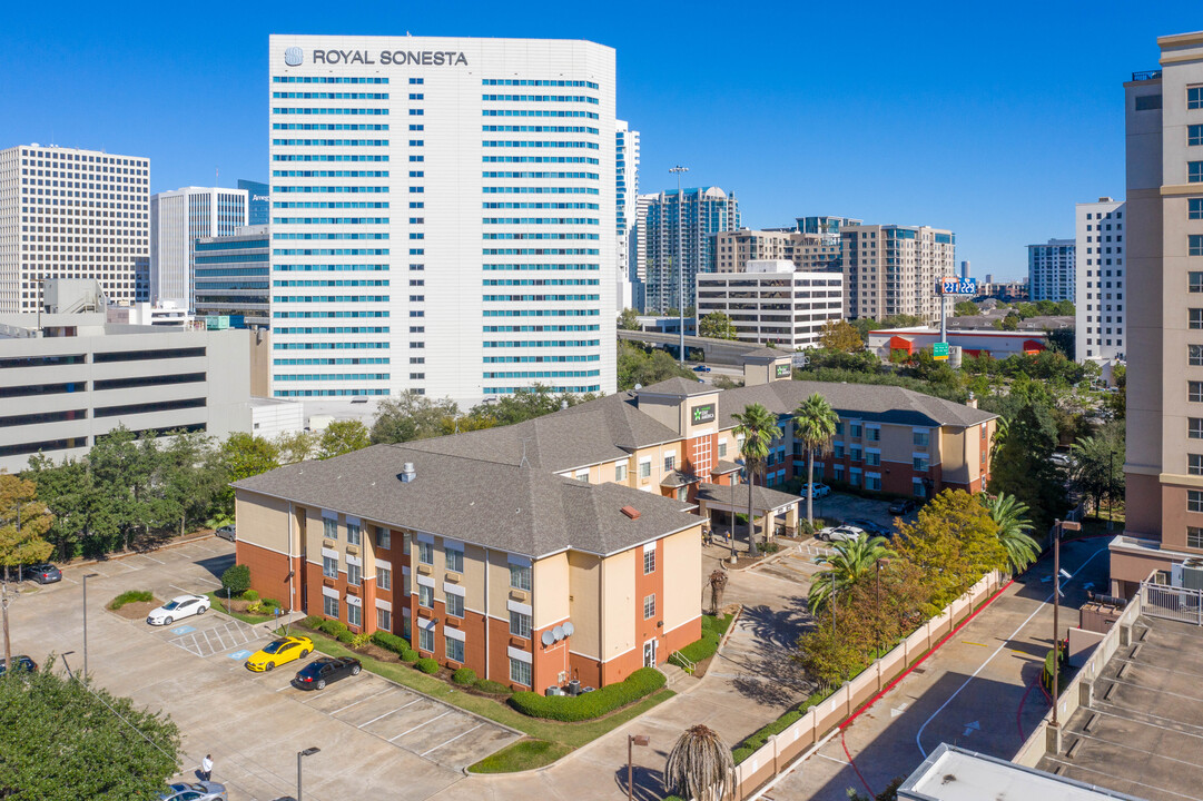 Furnished Studio - Houston in Houston, TX - Building Photo