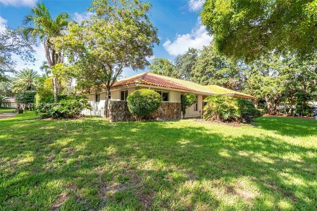 property at 7210 W Troon Cir