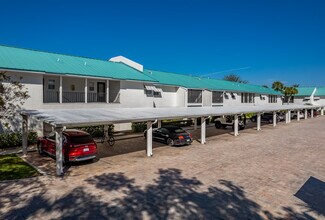 White Sands Village Condominiums in Sarasota, FL - Foto de edificio - Building Photo