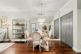 2865 Lenox Rd NE in Atlanta, GA - Building Photo - Building Photo