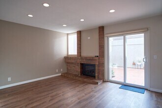 1217 Cobblestone Ln in Santa Maria, CA - Building Photo - Building Photo