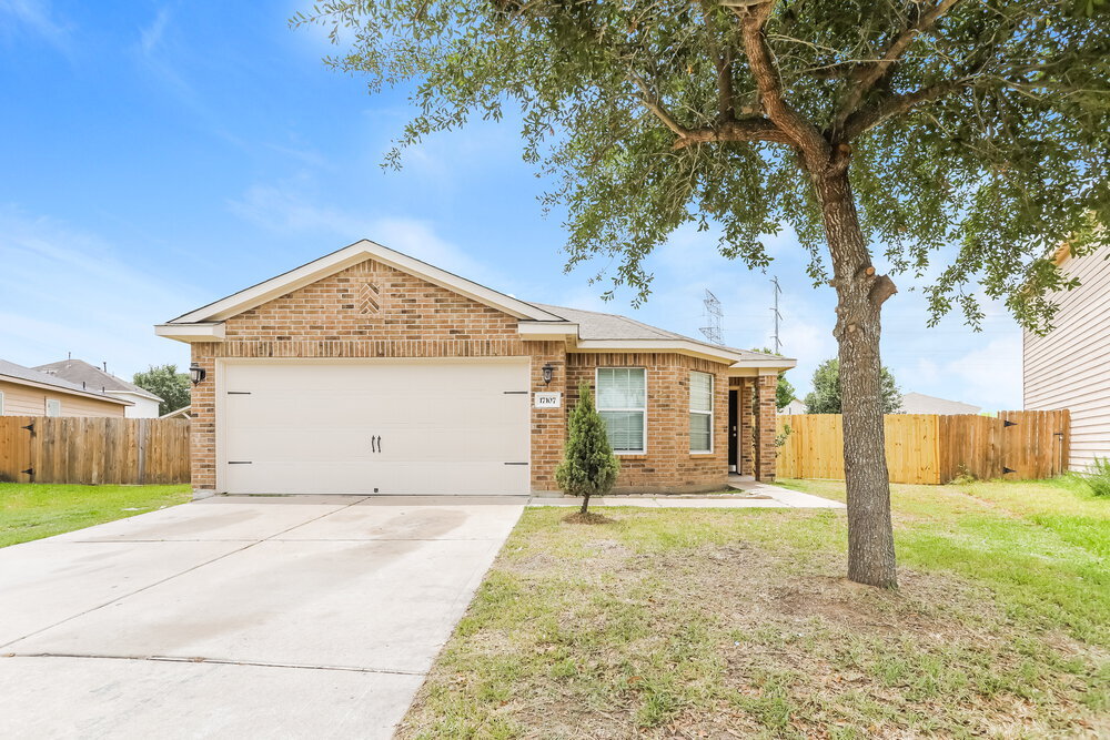 17107 Osprey Landing Dr in Hockley, TX - Building Photo