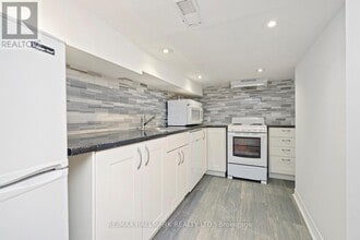 709 Willard Ave in Toronto, ON - Building Photo - Building Photo