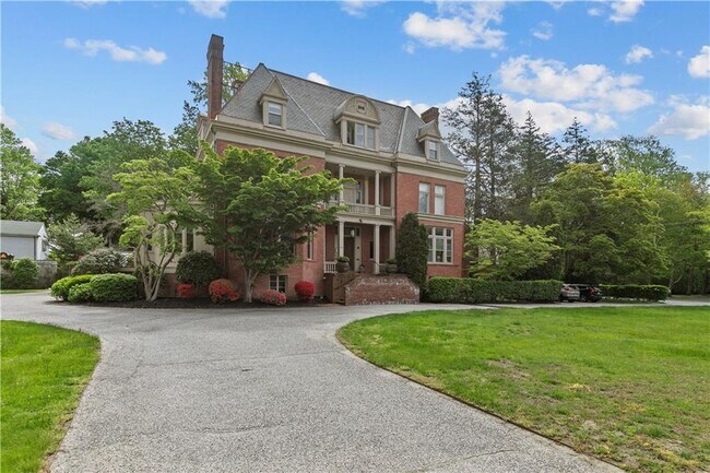 property at 434 Bellevue Ave