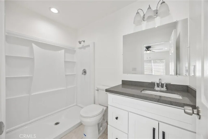 3581 McKinley St in Riverside, CA - Foto de edificio