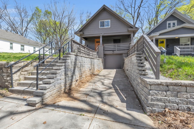 4117 Forest Ave in Kansas City, MO - Foto de edificio - Building Photo