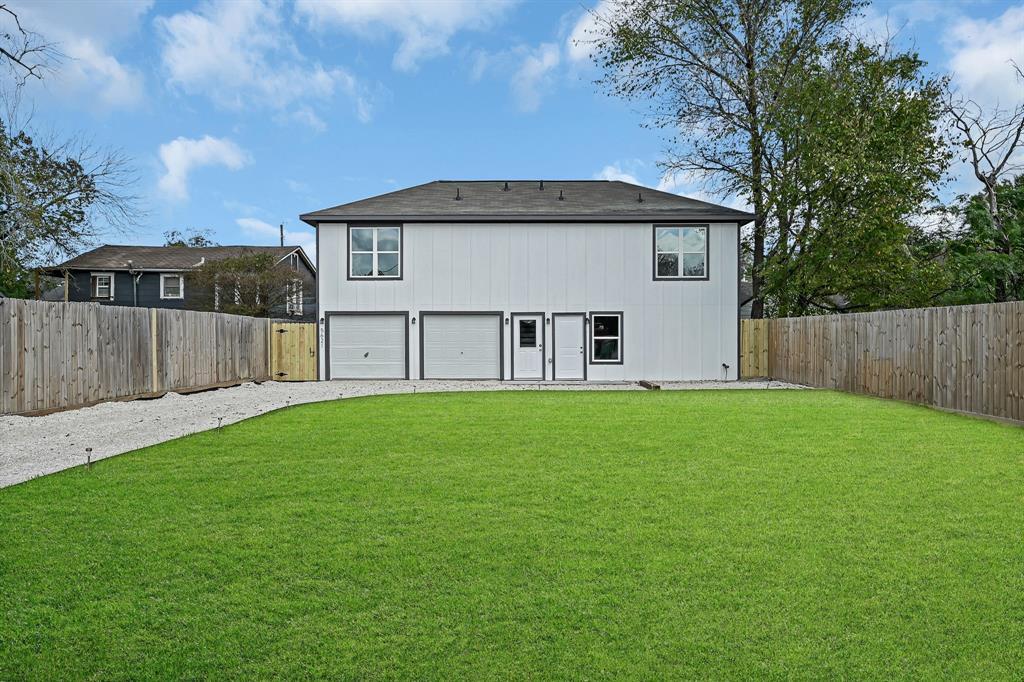5621 Eskridge St-Unit -A in Houston, TX - Foto de edificio
