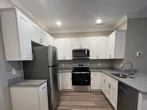 813 Brush Crk St in Bowling Green, KY - Building Photo - Building Photo