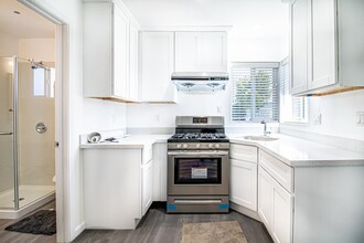 2642 Castello Way in Santa Clara, CA - Building Photo - Building Photo