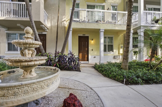 property at 101 E Coda Cir