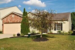 8348 S Swimming Hole Ln in Pendleton, IN - Building Photo