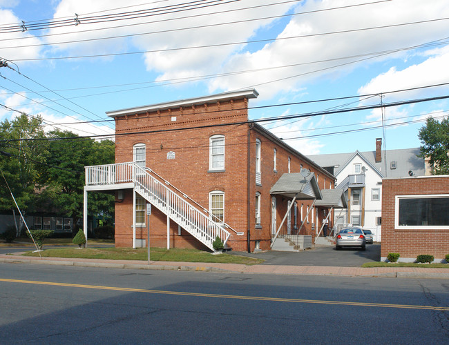 185-191 Laurel St in Bristol, CT - Building Photo - Building Photo