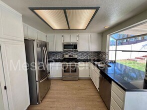 1012 Alpine Ct in Redlands, CA - Building Photo - Building Photo