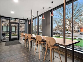 402 NE 2nd St in Minneapolis, MN - Building Photo - Building Photo