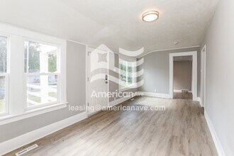 3632 Jaynes St in Omaha, NE - Foto de edificio - Building Photo