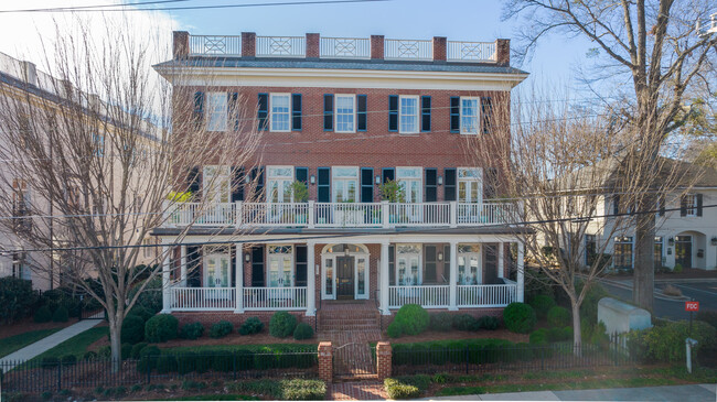 Fairview Row in Raleigh, NC - Building Photo - Building Photo