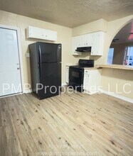 5330 NW Oak Ave in Lawton, OK - Building Photo - Building Photo