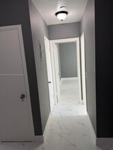 16700 NE 22nd Ave in North Miami Beach, FL - Building Photo - Building Photo