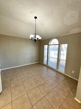 10901 Columbia Dr in Frisco, TX - Foto de edificio - Building Photo