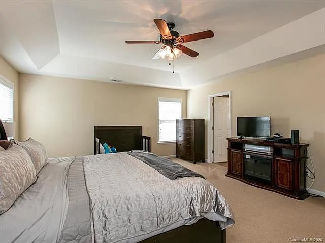 property at 171 Roanoke Rd
