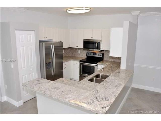 4702 SW 160th Ave-Unit -329C in Miramar, FL - Building Photo