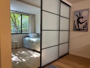 1732 Beacon St, Unit 04 in Brookline, MA - Foto de edificio - Building Photo