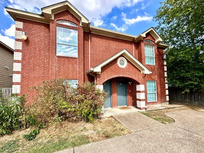 1916 S 15th St in Waco, TX - Building Photo - Building Photo