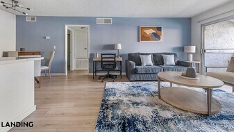 1455 E Katie Ave, Unit S28 in Las Vegas, NV - Building Photo