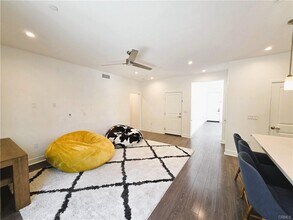 6747 Rhea Ct in Los Angeles, CA - Building Photo - Building Photo