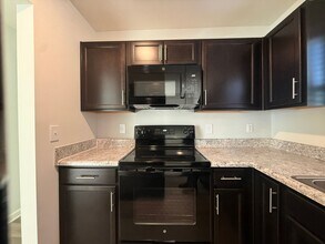 707 Wellons Ave in Spring Lake, NC - Building Photo - Building Photo