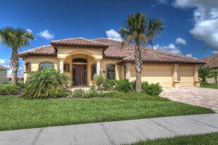 3381 Thurloe Dr in Rockledge, FL - Building Photo