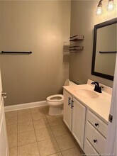 208 Fountainhead Ln in Fayetteville, NC - Building Photo - Building Photo