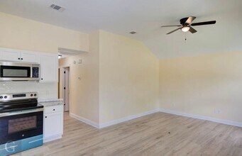 1314 Becky St in Bossier City, LA - Building Photo - Building Photo