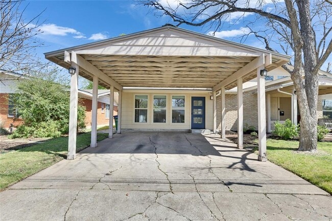 1200 Choquette Dr in Austin, TX - Building Photo - Building Photo