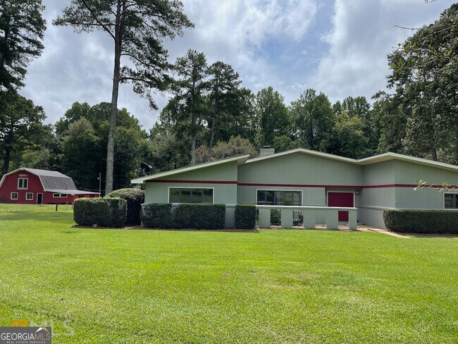 225 Banks Rd in Fayetteville, GA - Building Photo - Building Photo