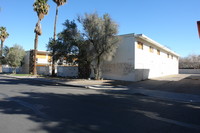 2616 Sherwood St in Las Vegas, NV - Foto de edificio - Building Photo