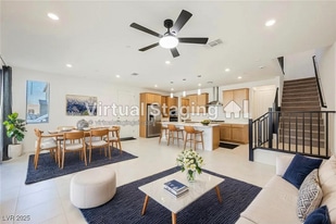 2487 Altitude St in Las Vegas, NV - Building Photo