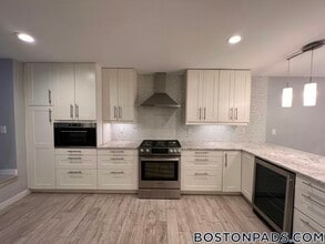 469 Massachusetts Ave in Boston, MA - Foto de edificio - Building Photo