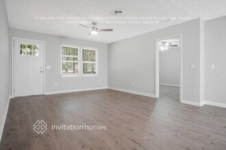 210 Meadowbrook Dr in Mcdonough, GA - Foto de edificio - Building Photo