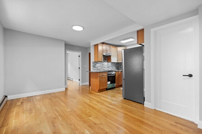 426 Norfolk St in Somerville, MA - Building Photo - Building Photo