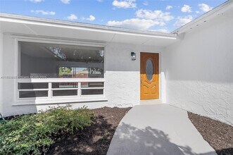 7773 Coral Blvd in Miramar, FL - Building Photo - Building Photo