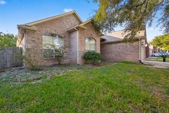 11406 Rock Bridge Ln in Sugar Land, TX - Building Photo - Building Photo